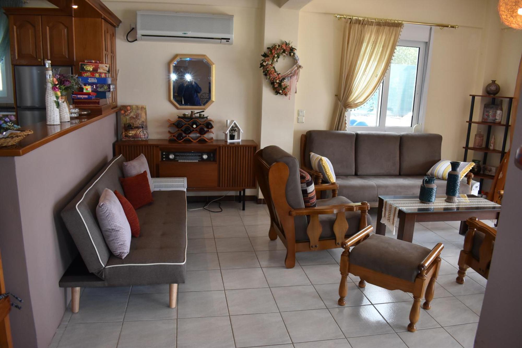 Thalassa Panagia  Bagian luar foto