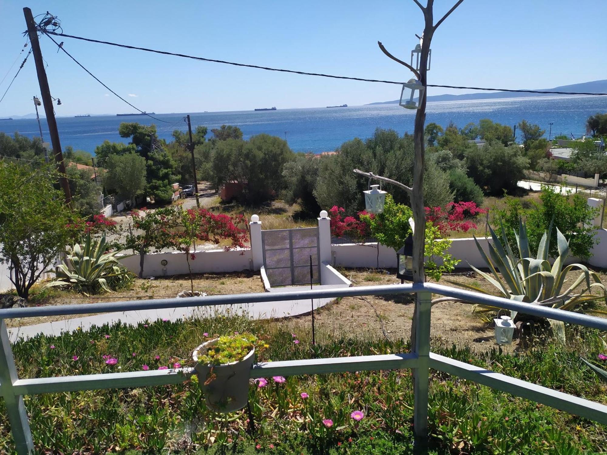 Thalassa Panagia  Bagian luar foto
