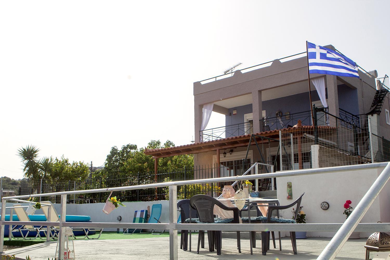 Thalassa Panagia  Bagian luar foto